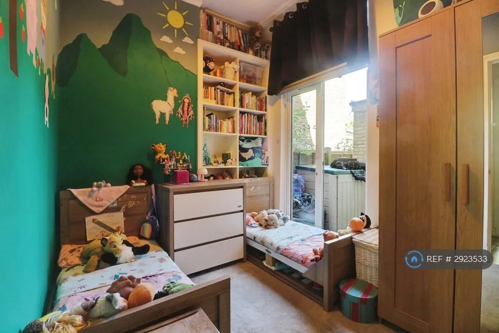 3 bedroom flat for rent