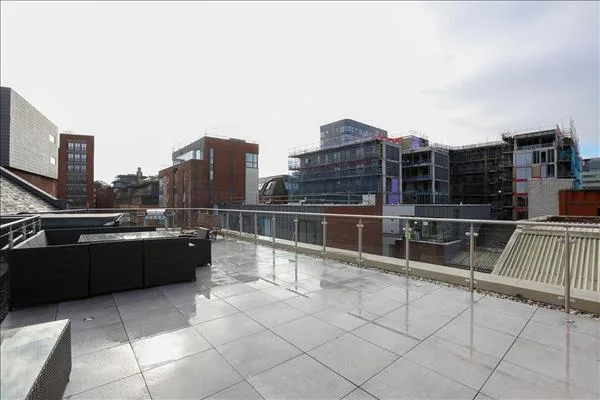 3 bedroom flat for rent