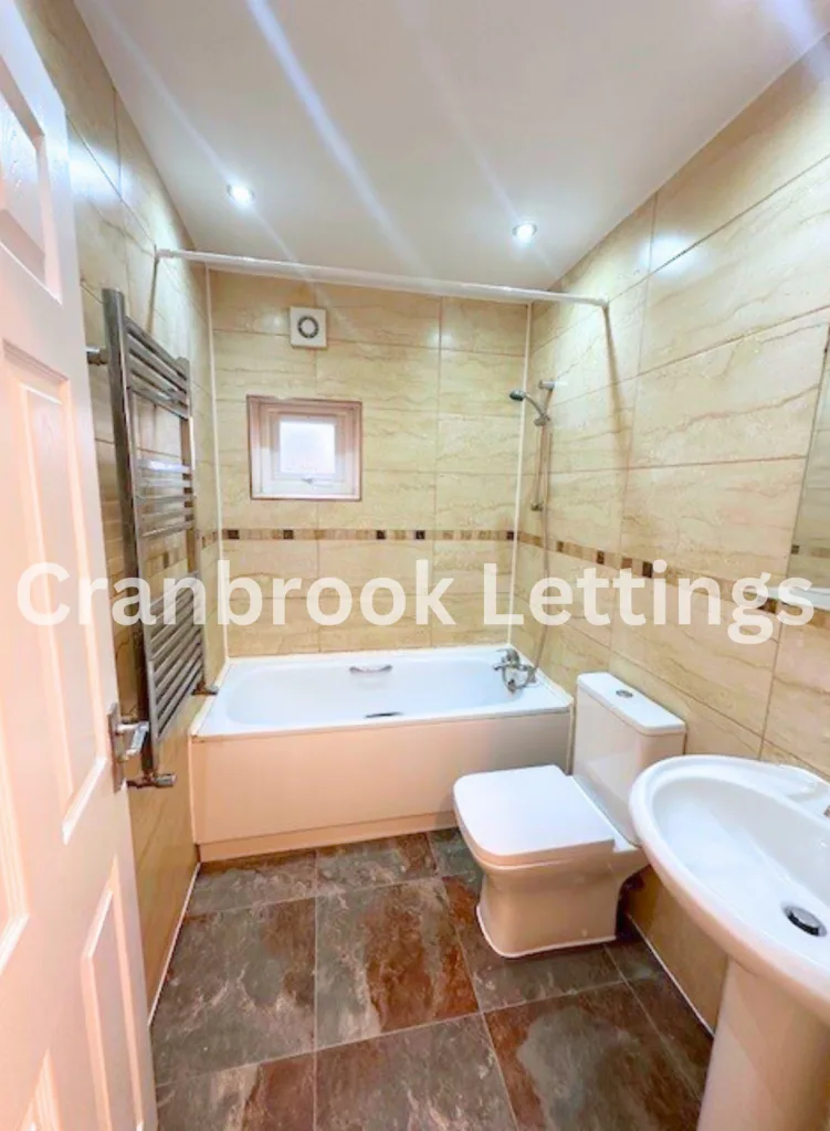 2 bedroom flat for rent