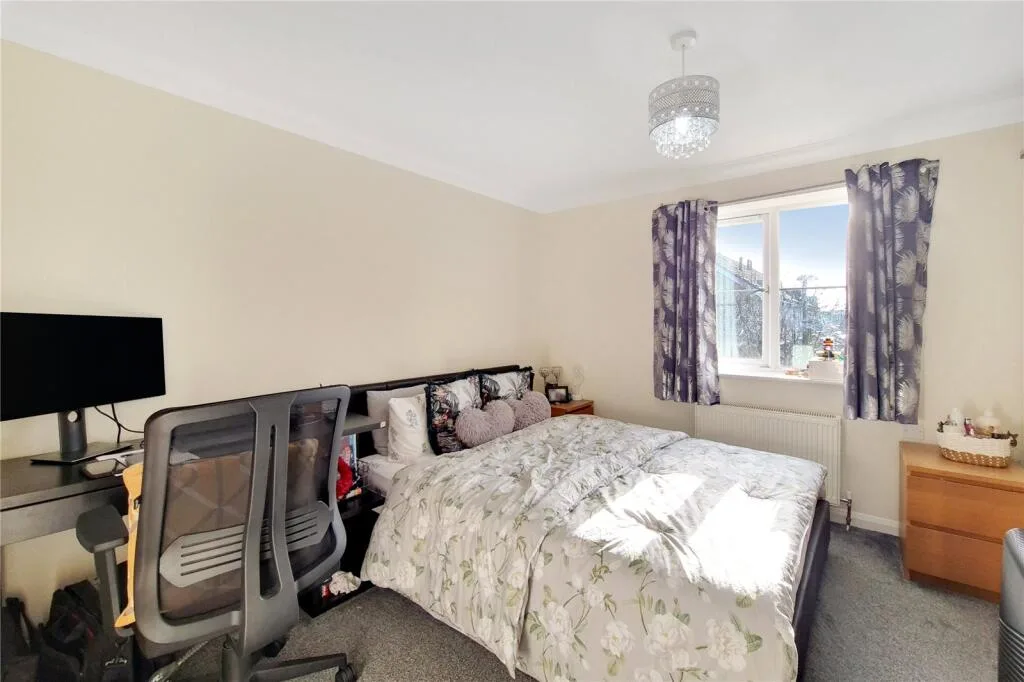 2 bedroom house for rent
