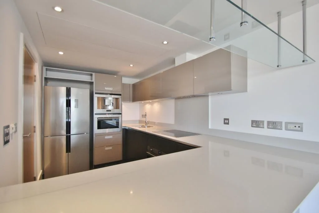 3 bedroom flat for rent