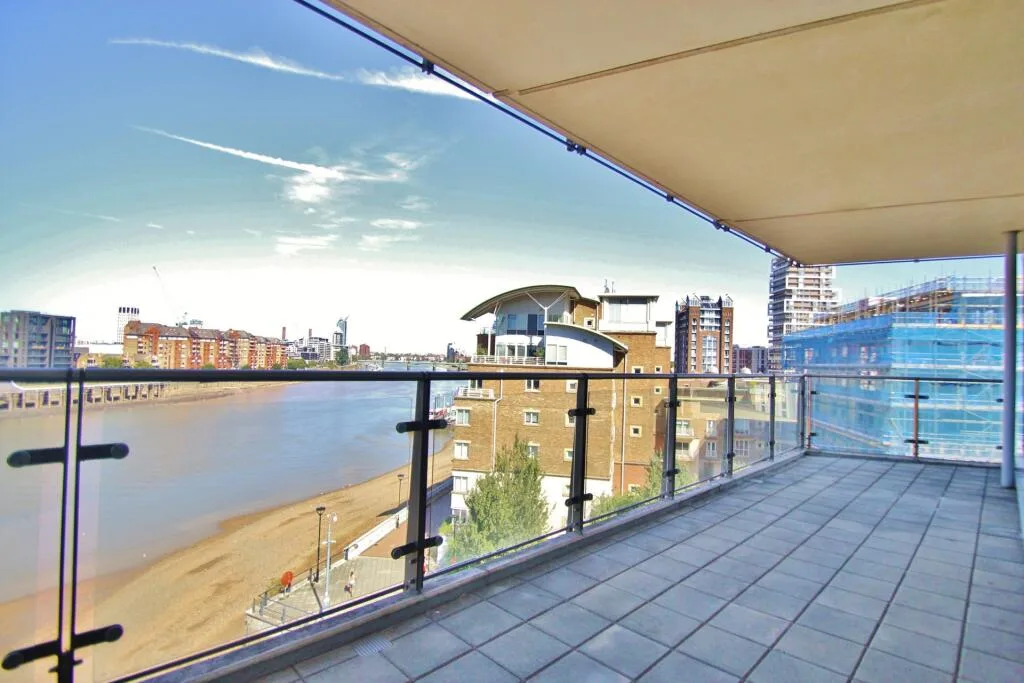 3 bedroom flat for rent