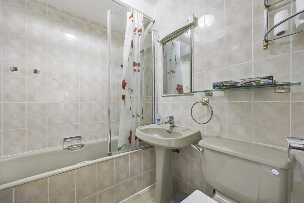 3 bedroom apartment for rent