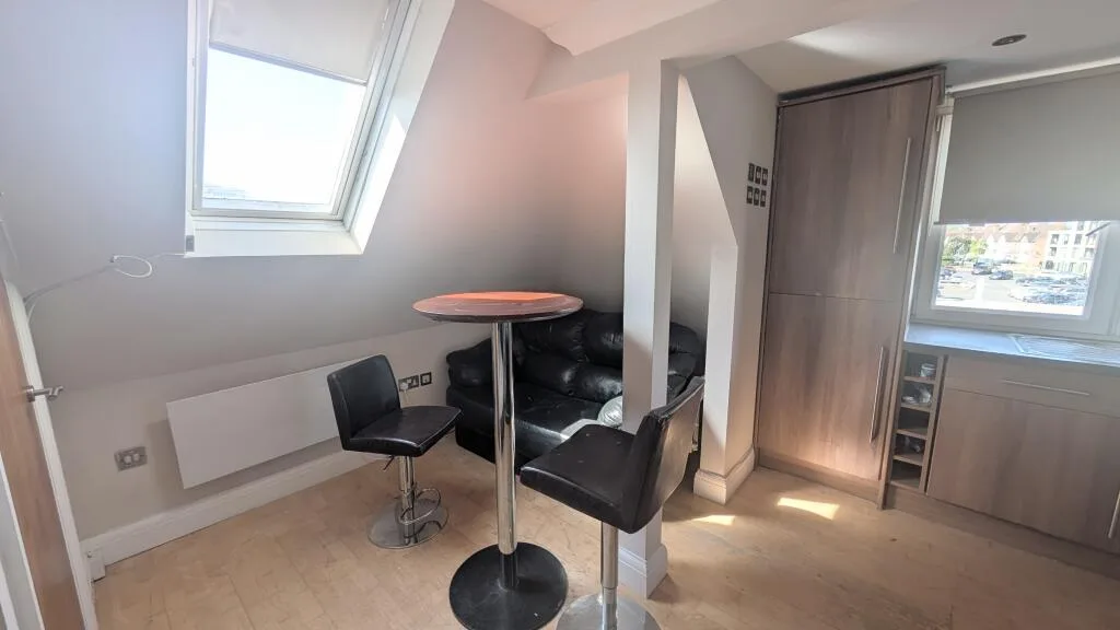 Studio flat for rent