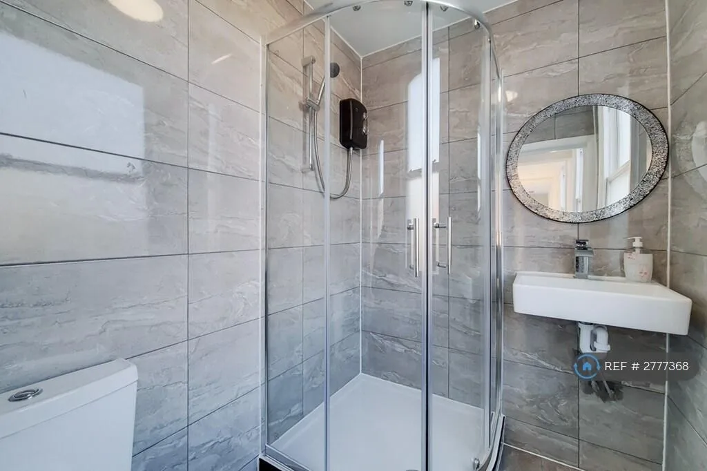 1 bedroom flat share for rent