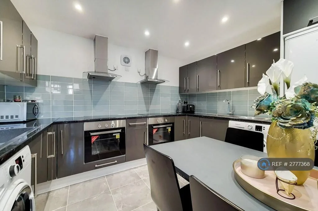1 bedroom flat share for rent