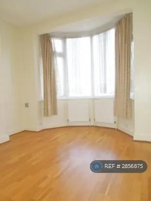 2 bedroom maisonette for rent