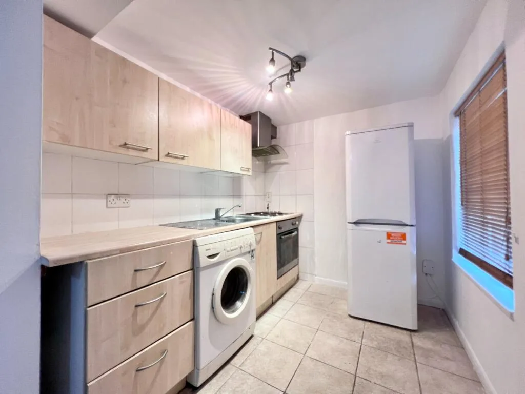 1 bedroom ground floor flat for rent