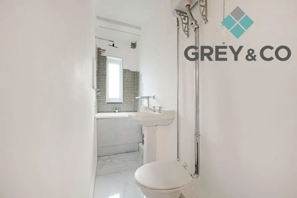 2 bedroom ground floor maisonette for rent