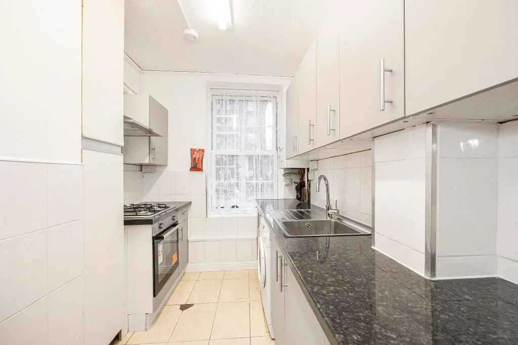 1 bedroom flat share for rent