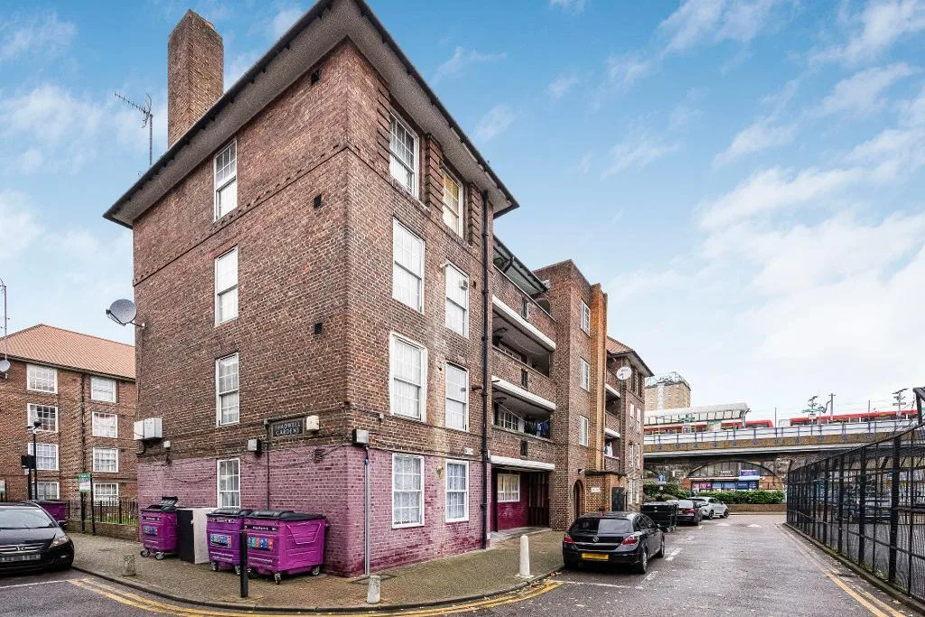 1 bedroom flat share for rent