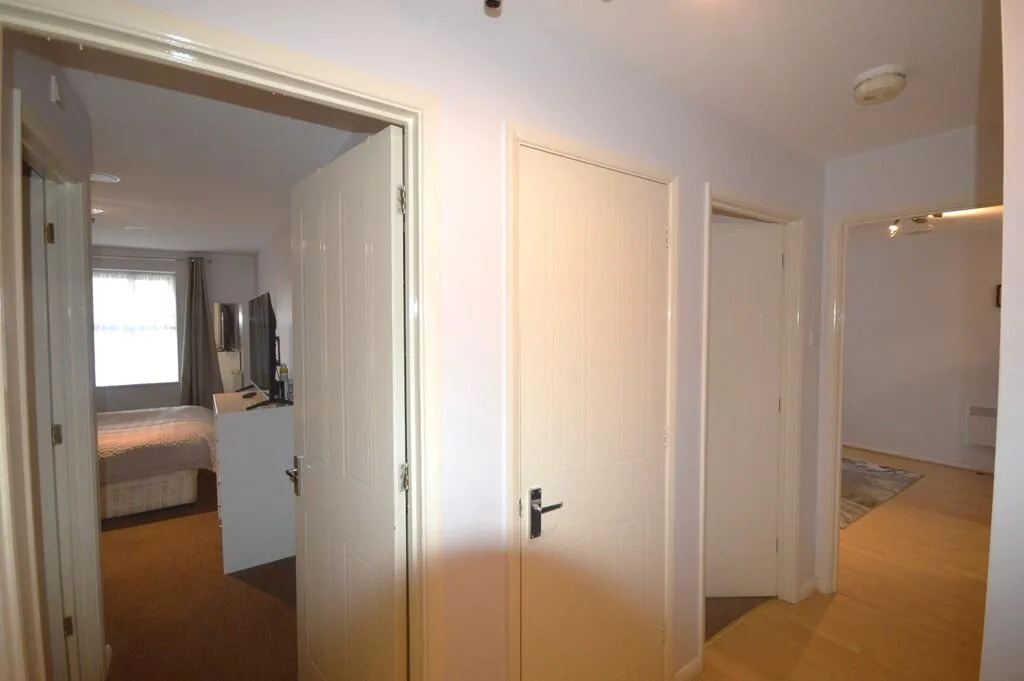 2 bedroom ground floor flat for rent