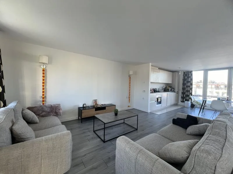 2 bedroom duplex for rent