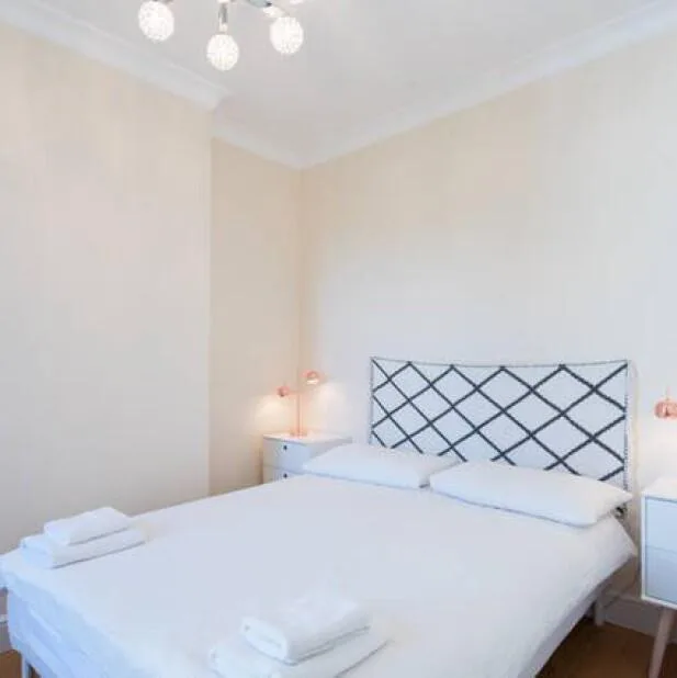 4 bedroom apartment for rent