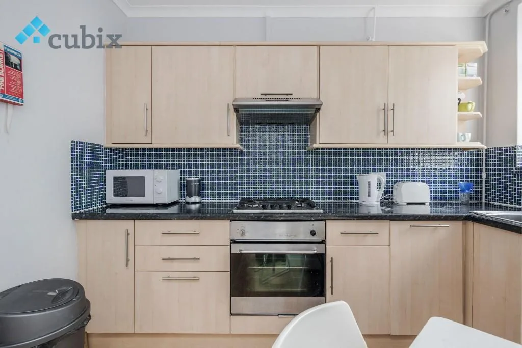 3 bedroom flat for rent