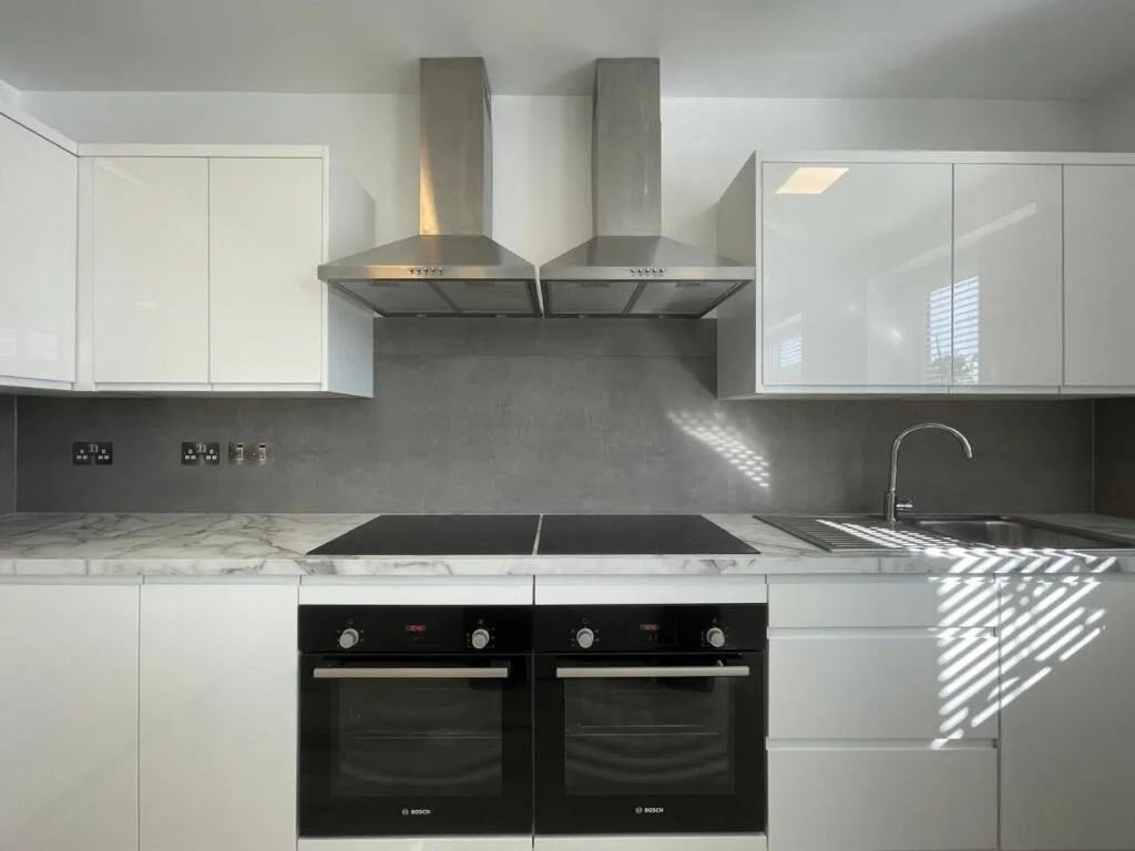 1 bedroom house share for rent