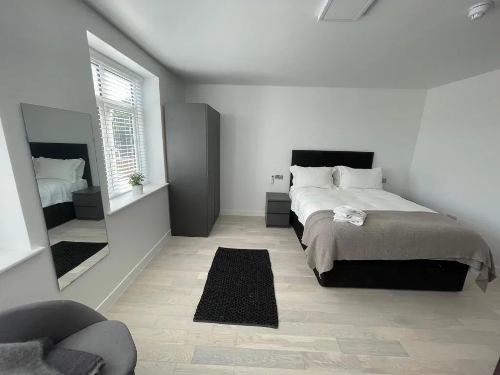 1 bedroom house share for rent