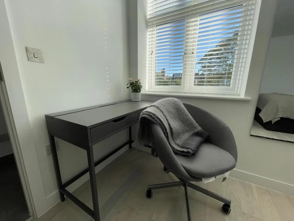 1 bedroom house share for rent