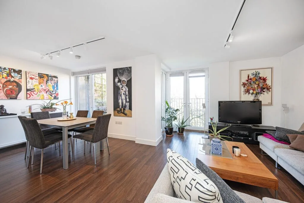 2 bedroom flat for rent