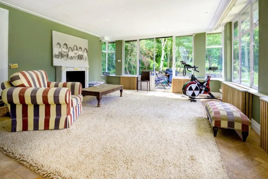 6 bedroom terraced house for rent