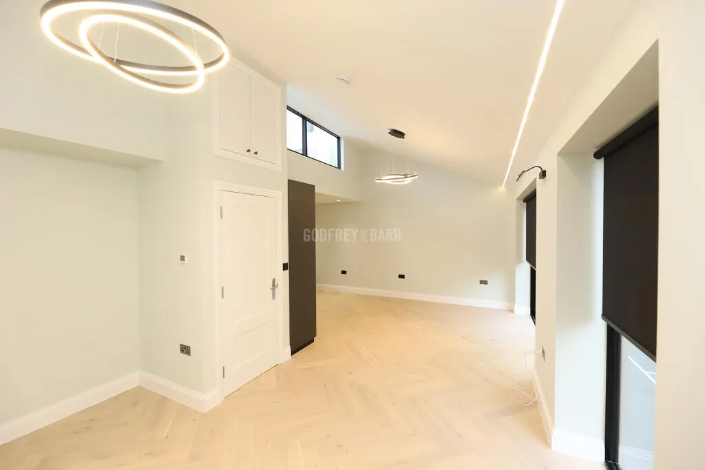 3 bedroom semi-detached house for rent