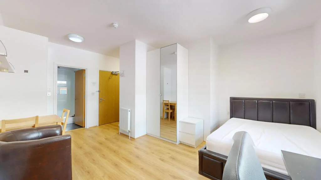 Studio flat for rent