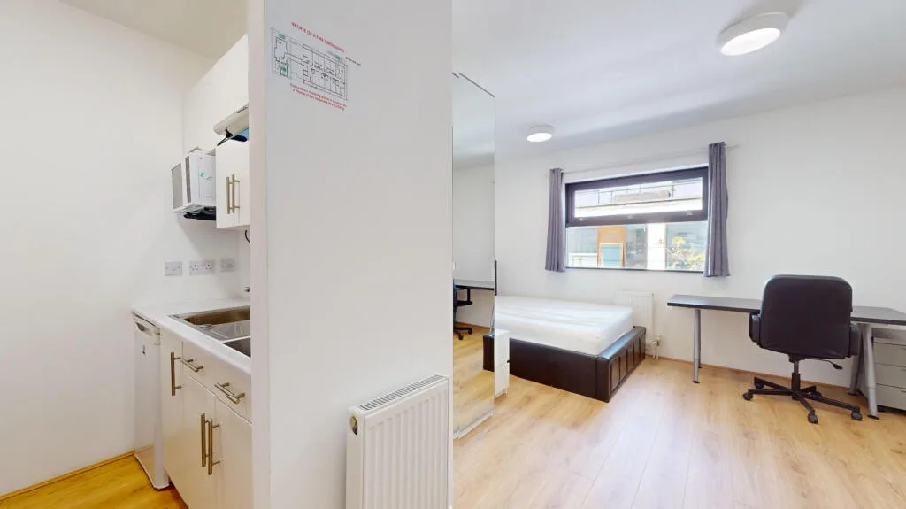 Studio flat for rent