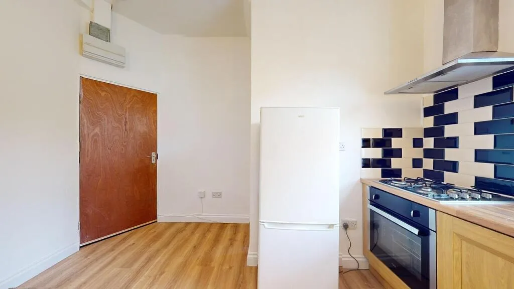 Studio flat for rent