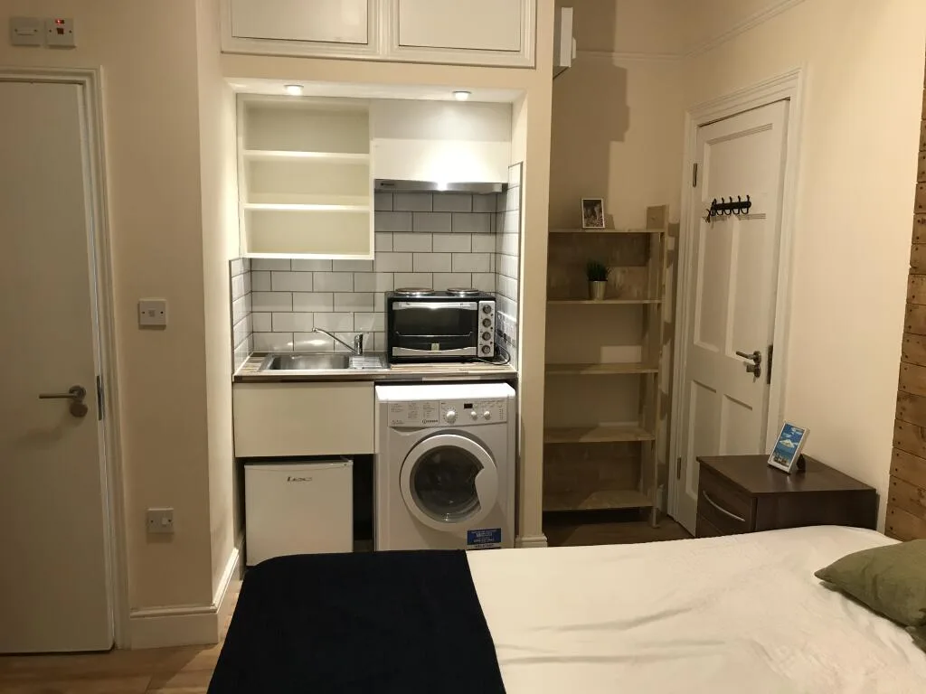 Studio flat for rent