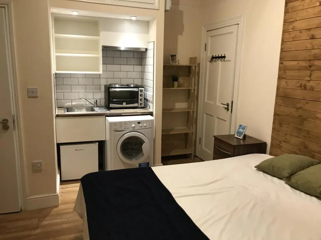 Studio flat for rent