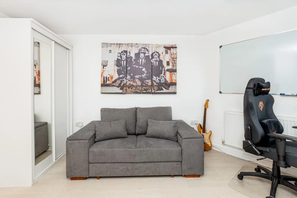 2 bedroom apartment for rent