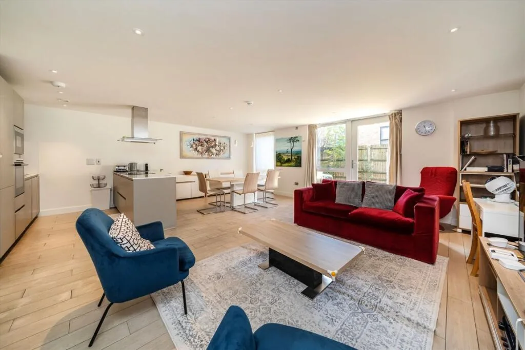 2 bedroom flat for rent