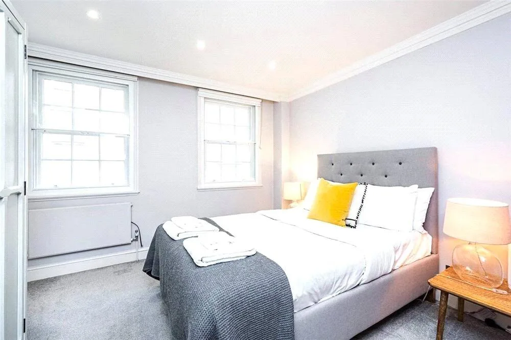 2 bedroom mews property for rent