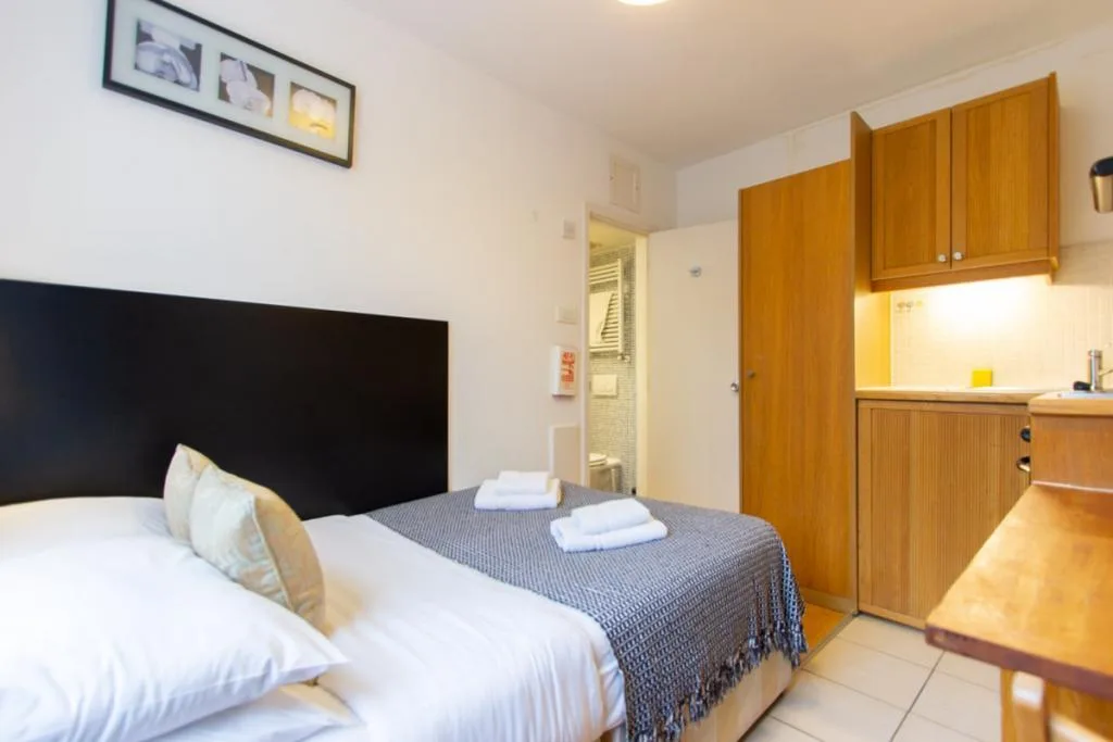 Studio flat for rent