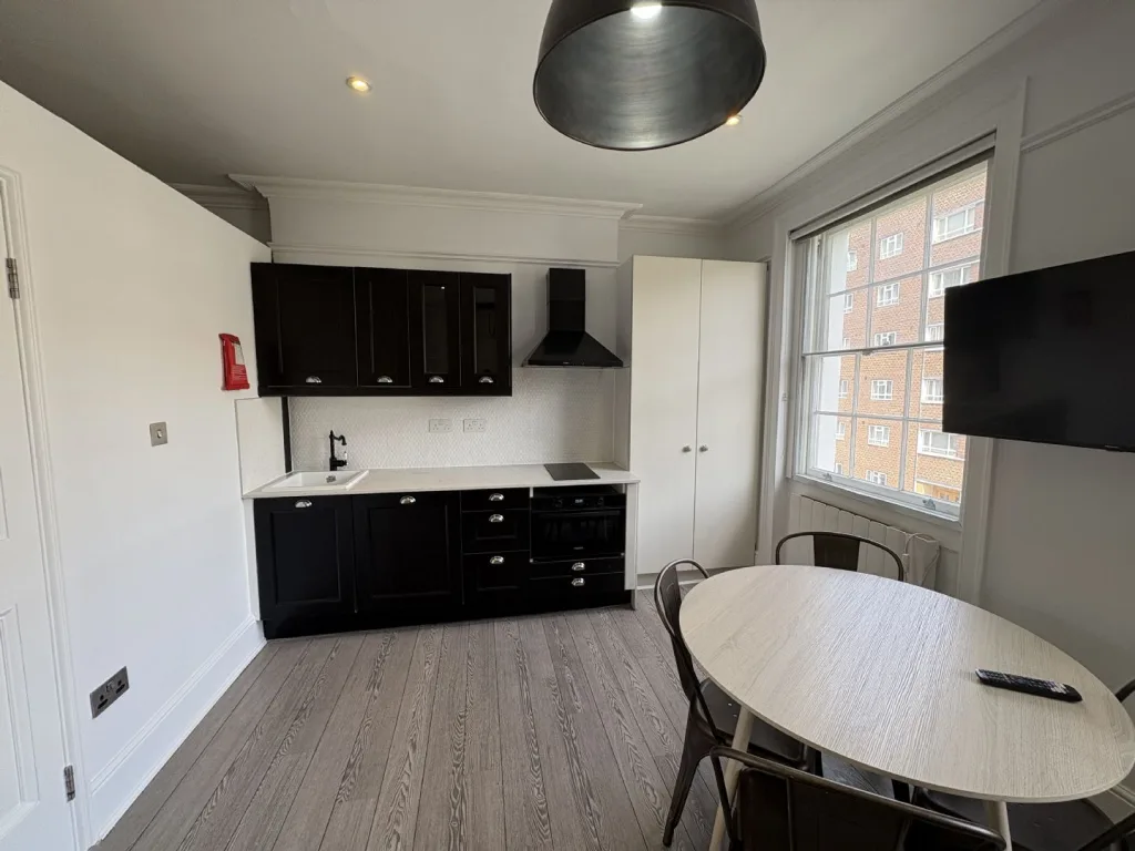 Studio flat for rent