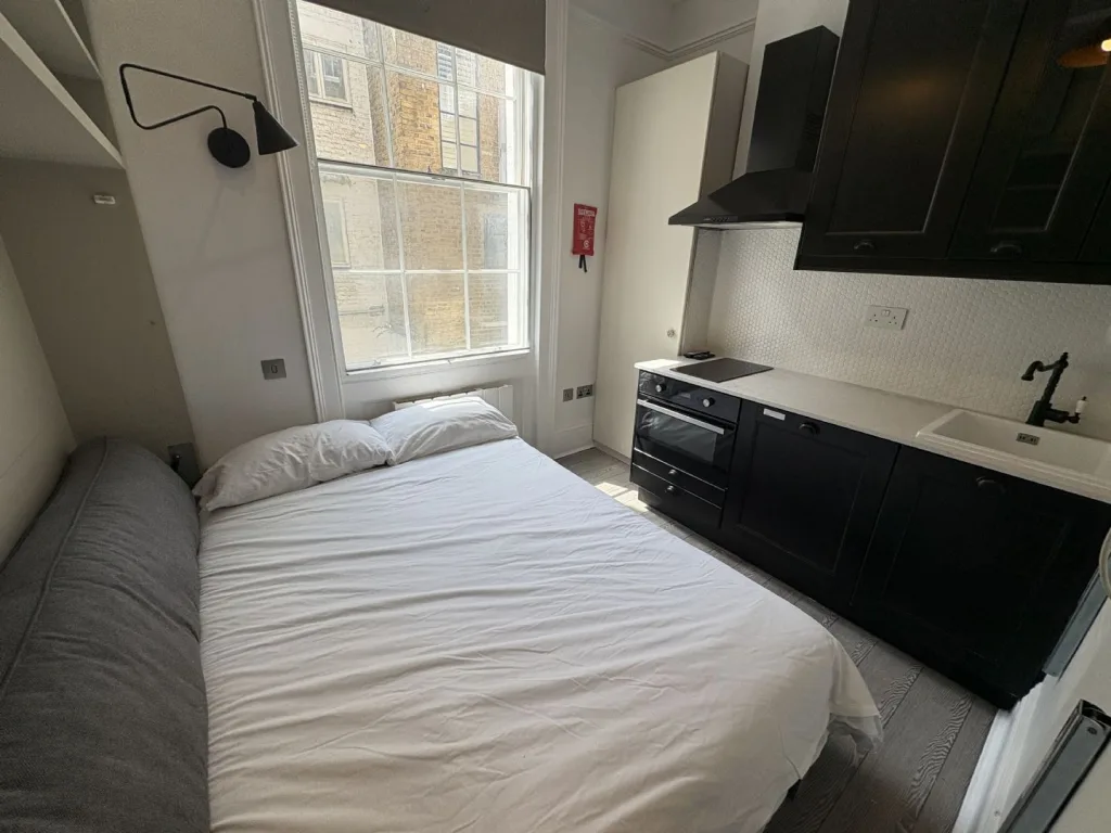 Studio flat for rent