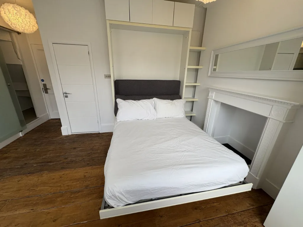 Studio flat for rent