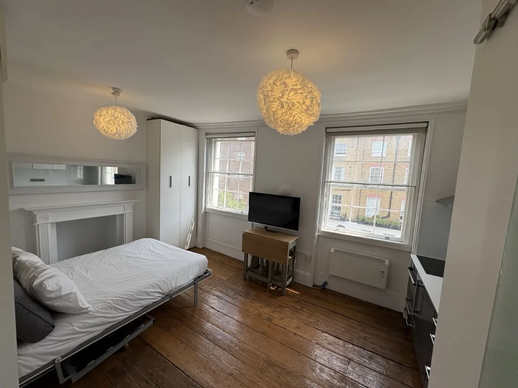 Studio flat for rent