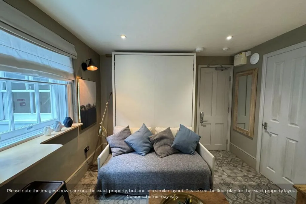 Studio flat for rent