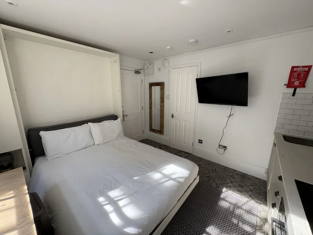 Studio flat for rent