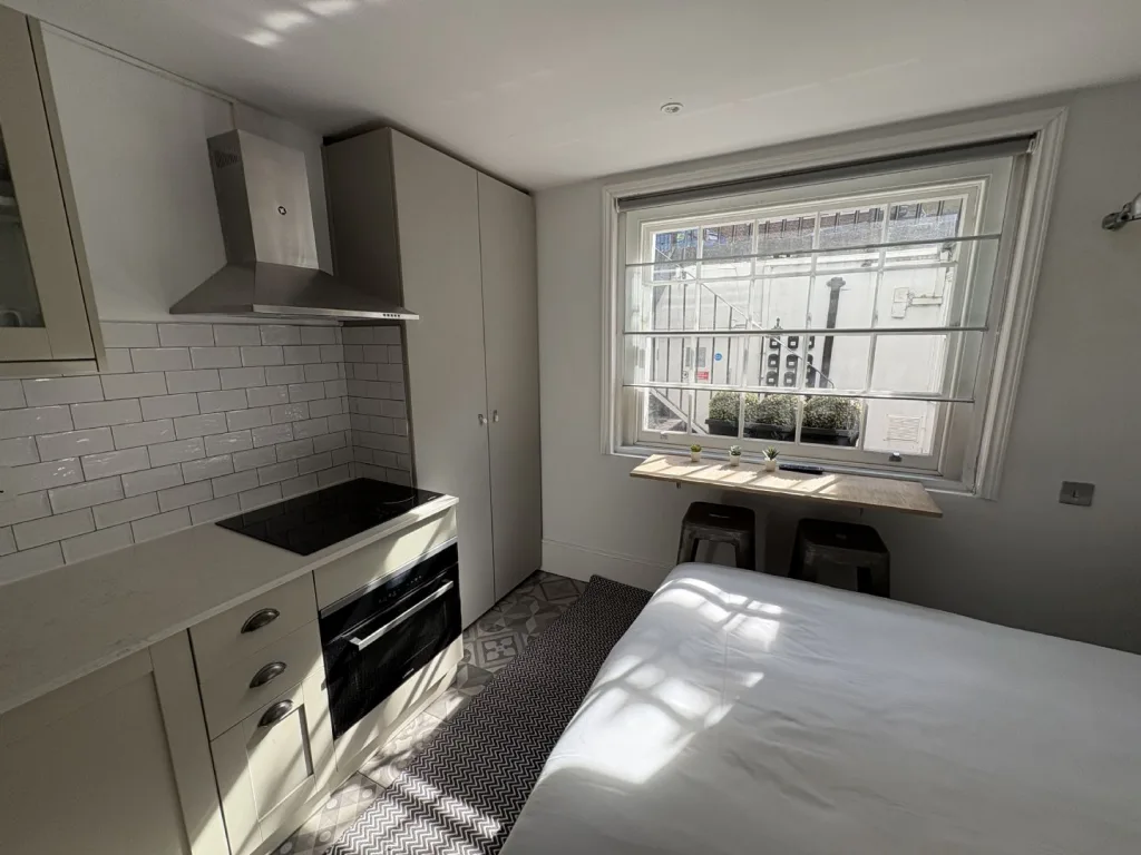 Studio flat for rent