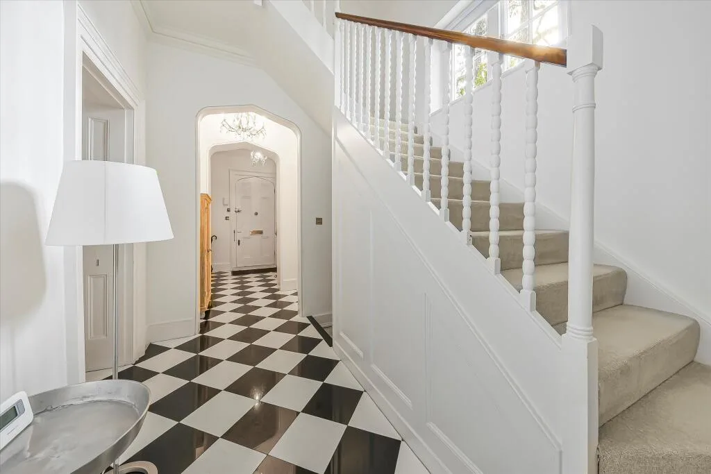 4 bedroom detached house for rent