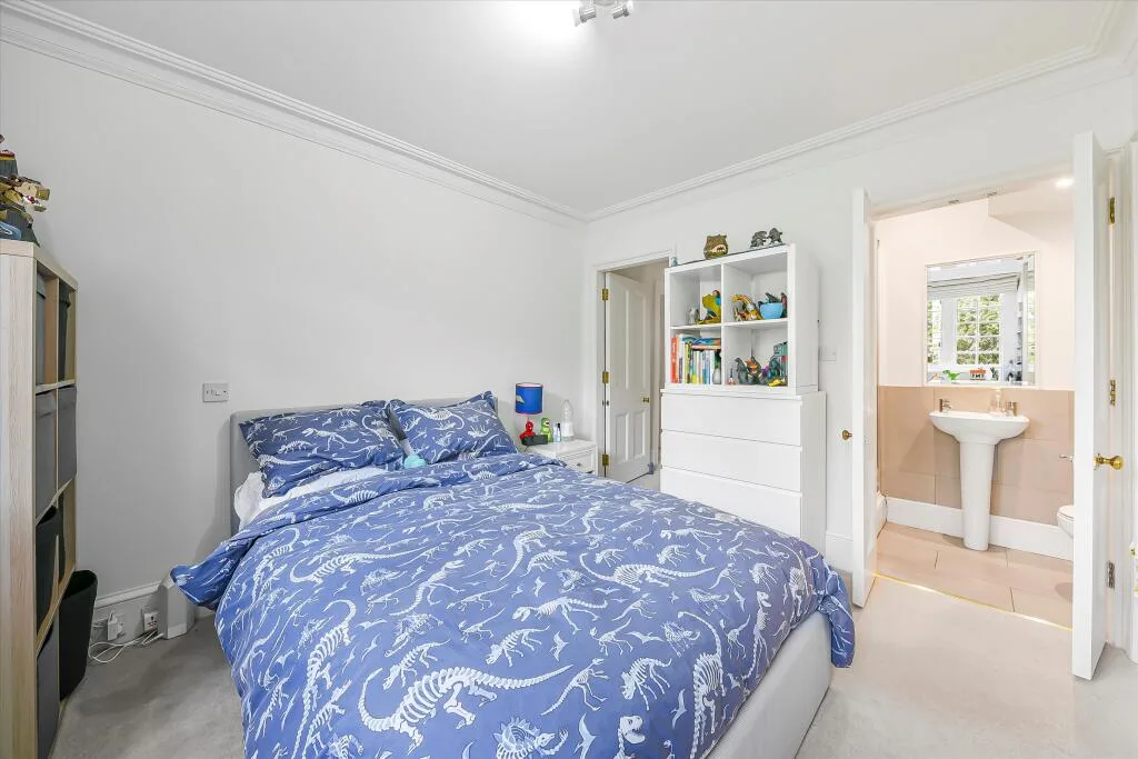 4 bedroom detached house for rent