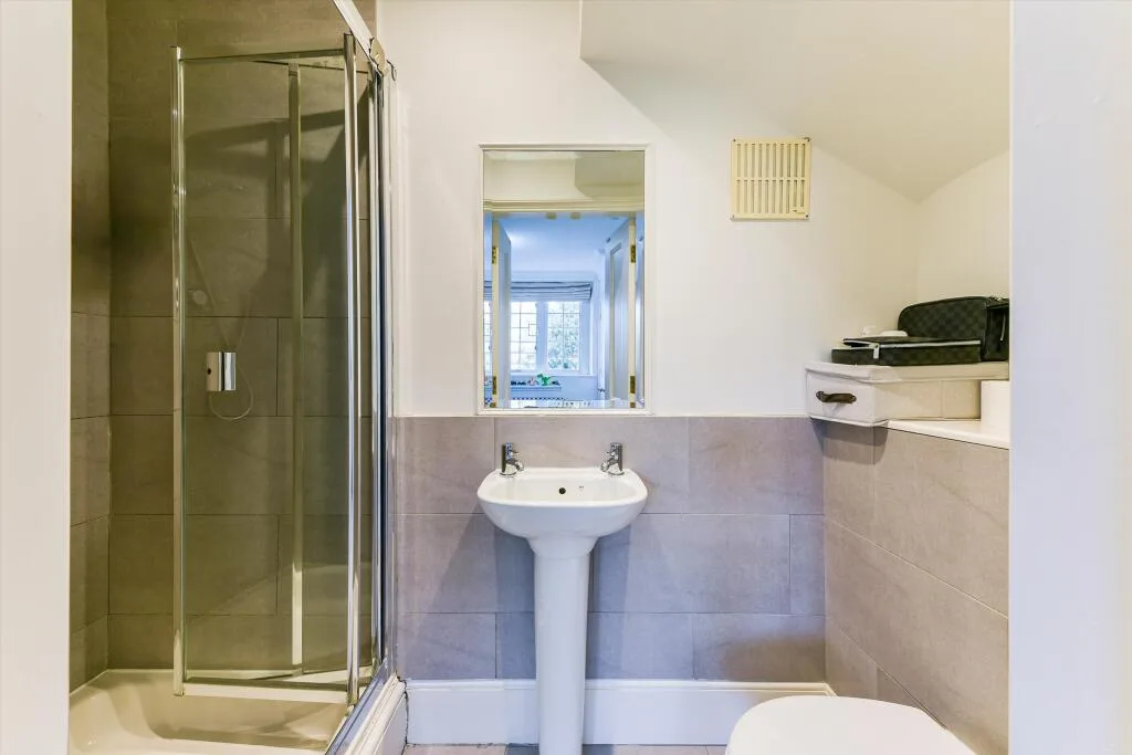 4 bedroom detached house for rent