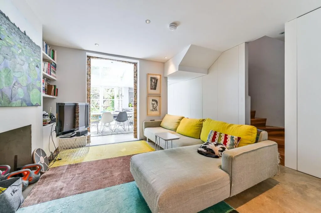 4 bedroom terraced house for rent