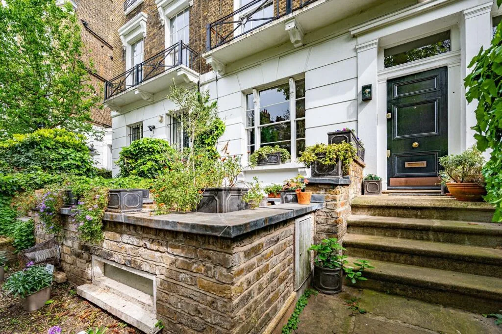 4 bedroom terraced house for rent