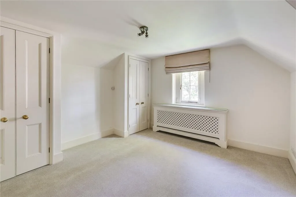 4 bedroom detached house for rent