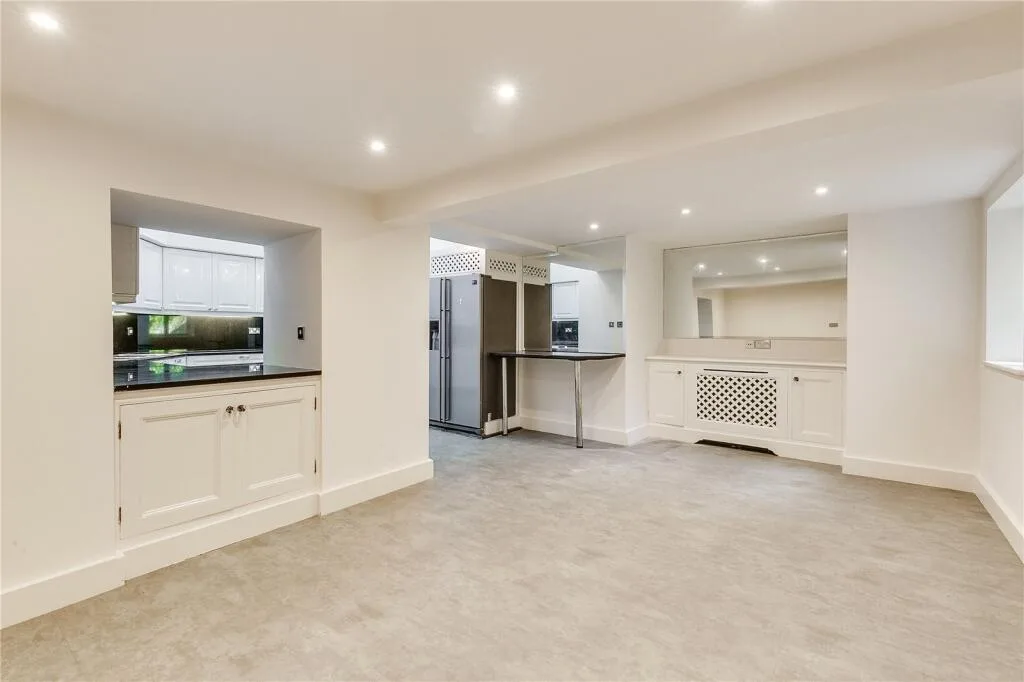 4 bedroom detached house for rent