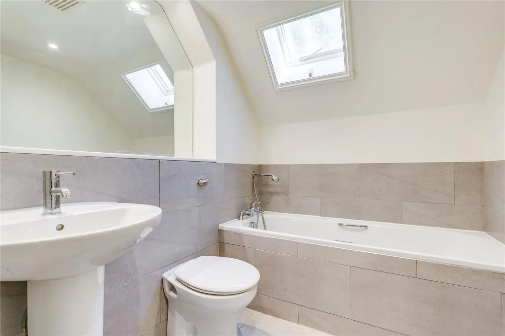 4 bedroom detached house for rent