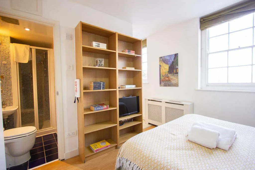 Studio flat for rent